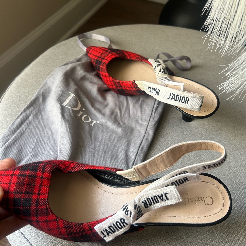 J'Adior Slingback Pump - Picture 5 of 10